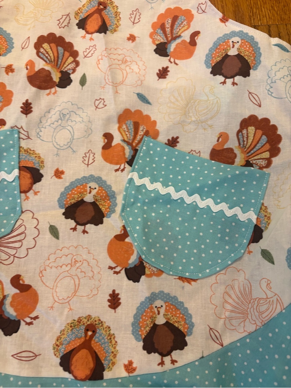 Handmade Mother Daughter Matching Ruffle Thanksgiving Aprons - Picture 2 of 7